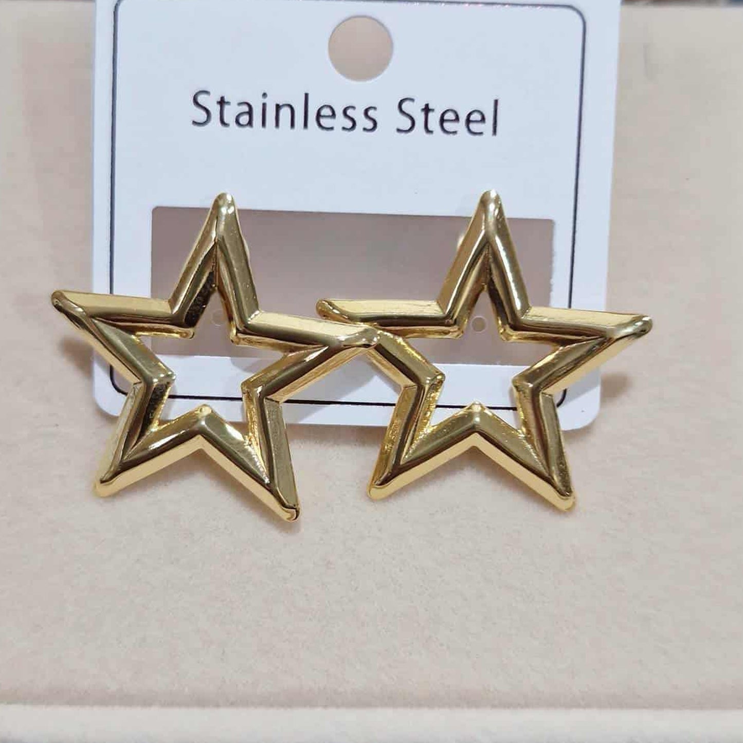 ต่างหูสีทอง คละลาย Y068