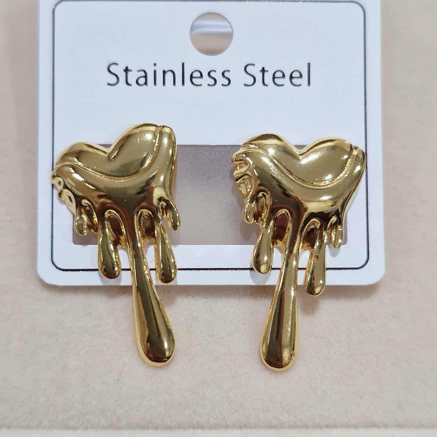 ต่างหูสีทอง คละลาย Y073