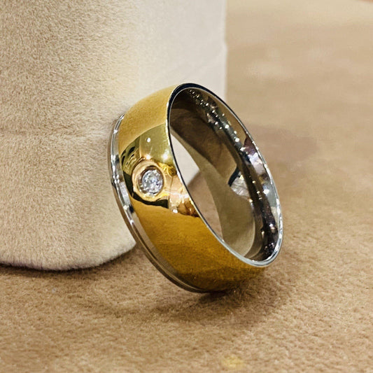 แหวนทูโทนยกขอบแบบฝังเพชร Y006