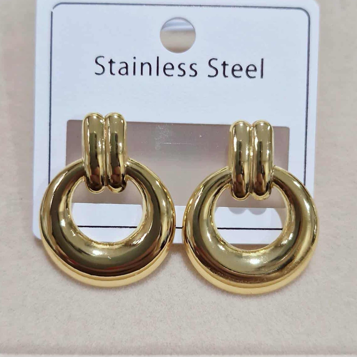 ต่างหูสีทอง คละลาย Y068