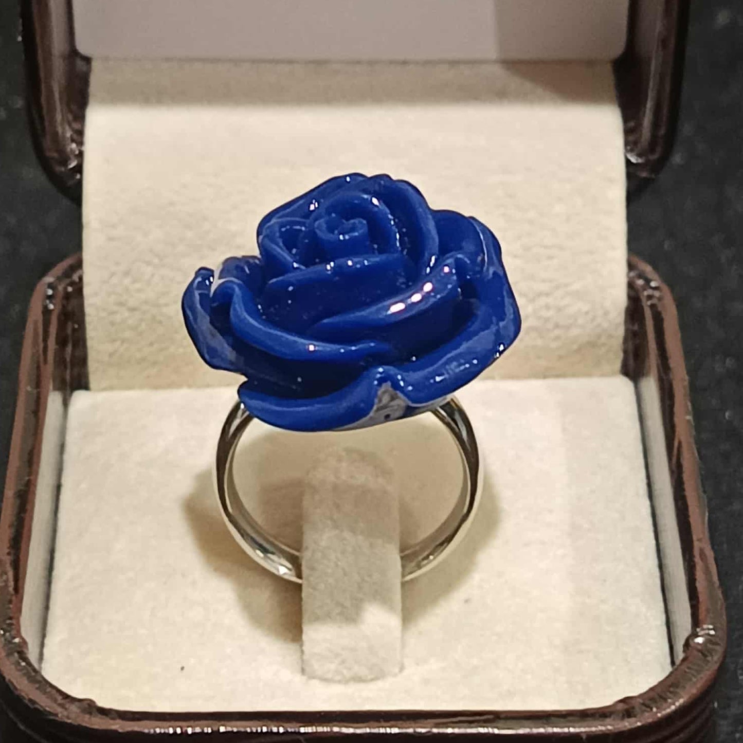 แหวนดอกกุหลาบคละสี Y041