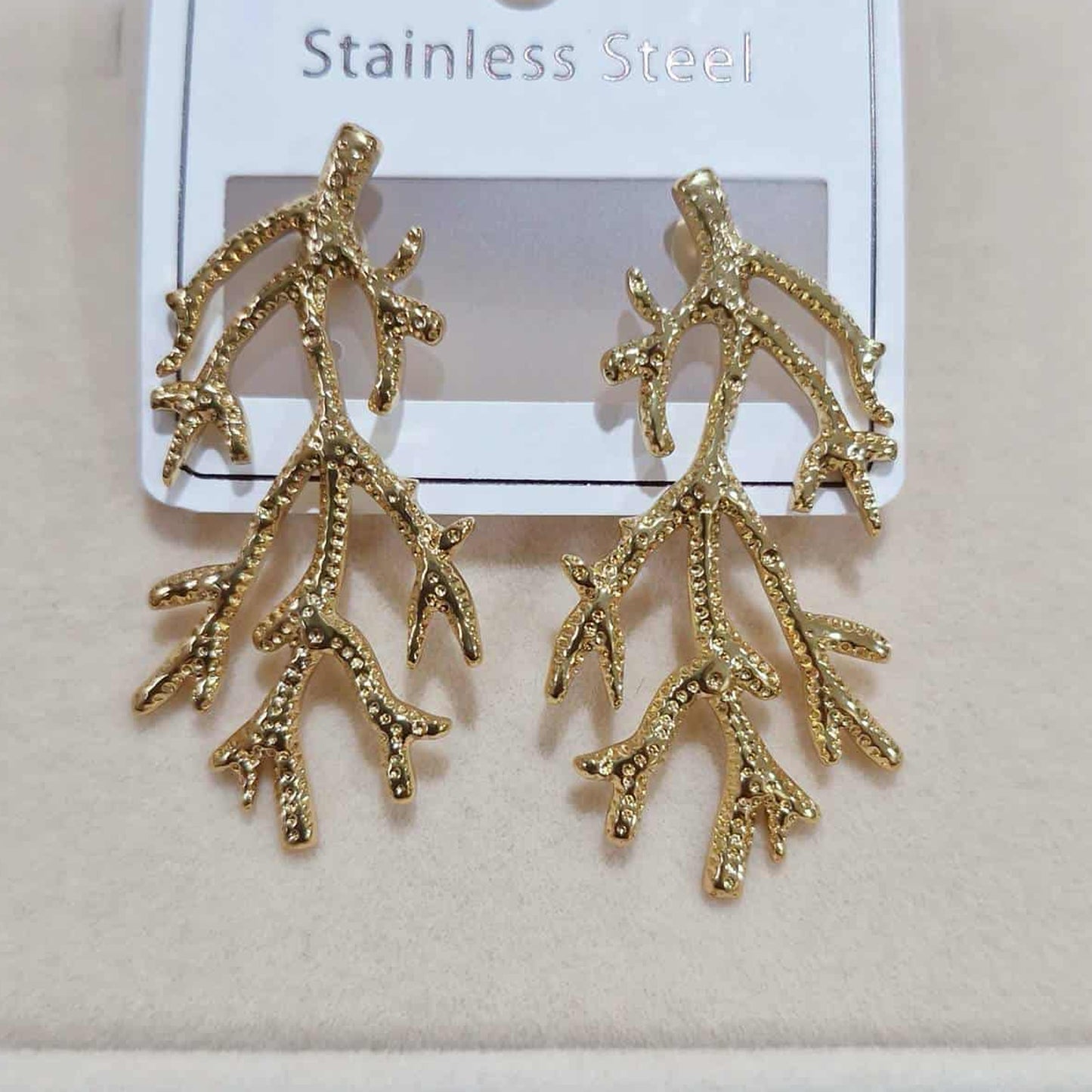 ต่างหูสีทอง คละลาย Y069