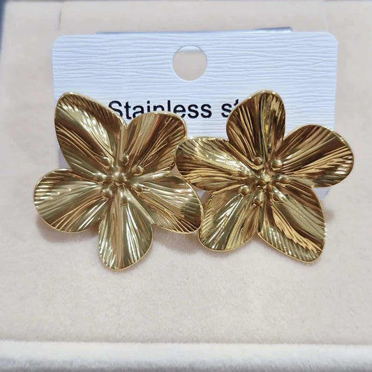 ต่างหูสีทอง คละลาย Y070