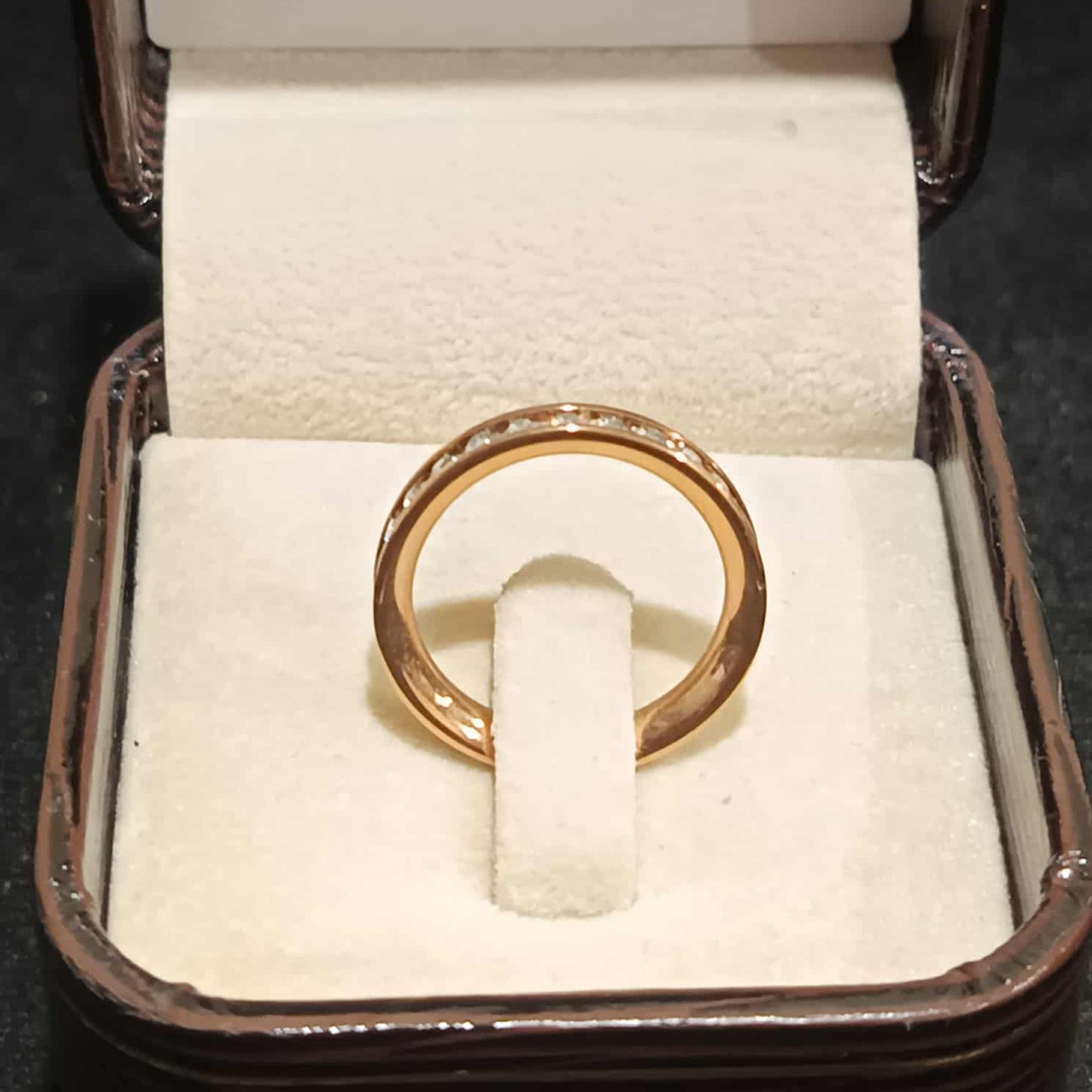 แหวนเพชรล้อม A สี Pink Gold Y030